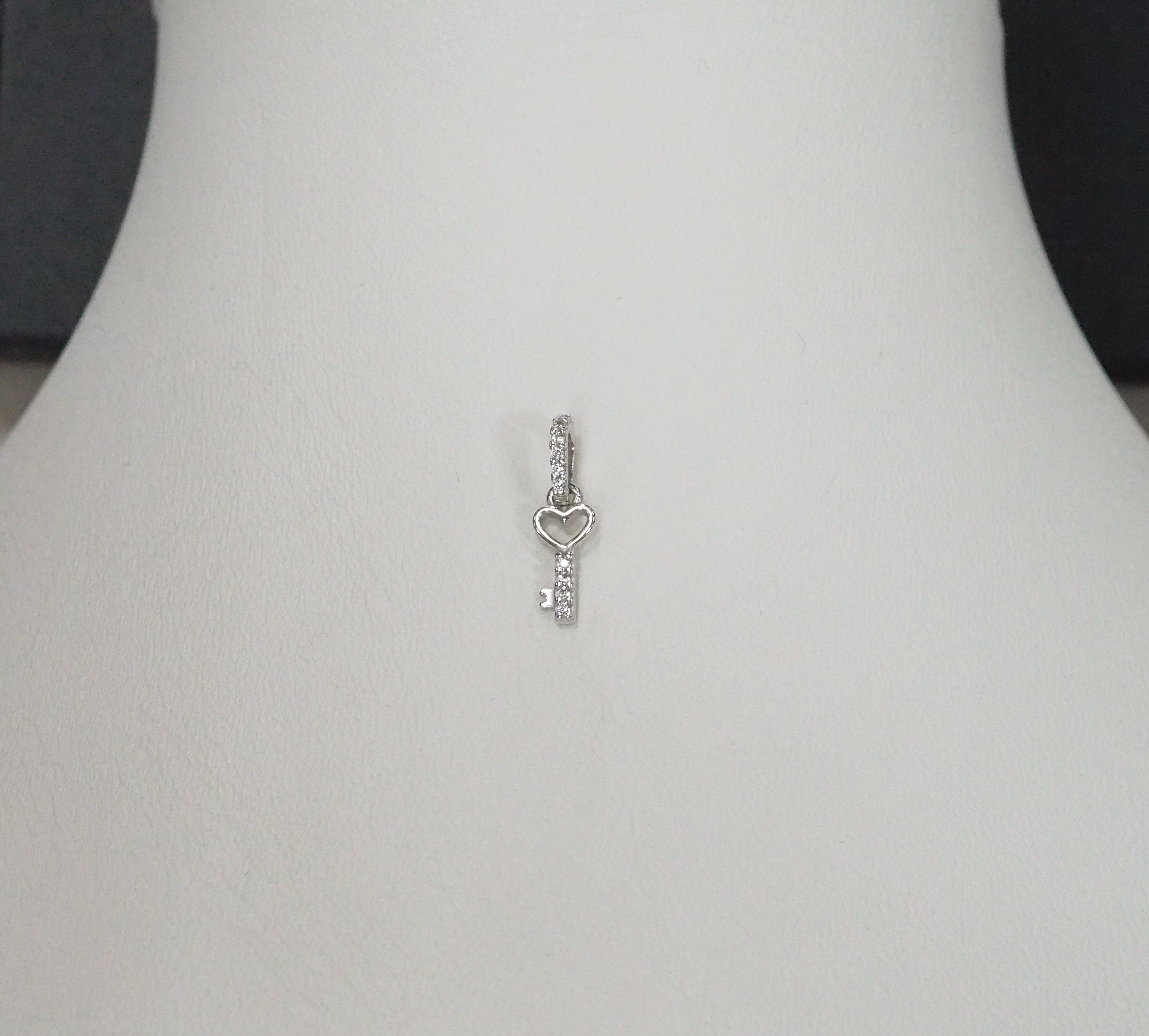 10423-000079 Подвеска (Ag 800)